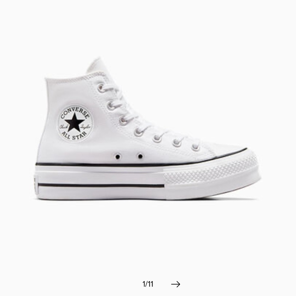 good condition white platform converse!